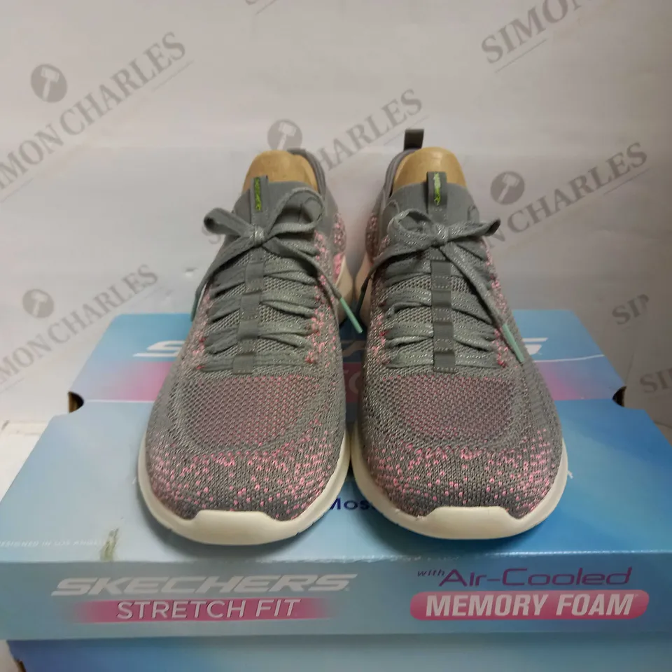SKECHERS ULTRA FLEX GREY TRAINERS - SIZE 8