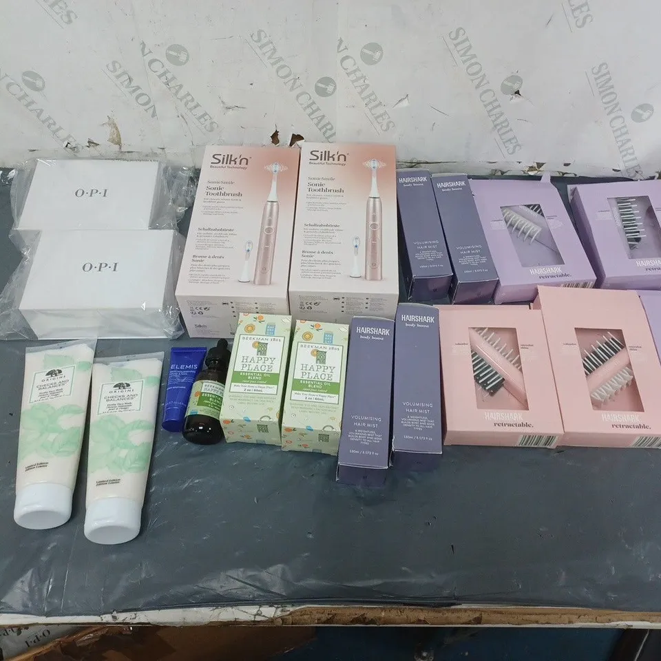 10 ASSORTED HOMEWARE ITEMS TO INCLUDESILKN SONIC TOOTHBRUSH, HAIRSHARK VOLUMISING HAIR MIST, AND HAPPY PLACE ESSENTIAL OIL BLEND ETC. 
