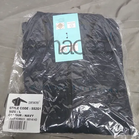 BAGGED PANACEA SOFT SHELL JACKETIN NAVY - LARGE