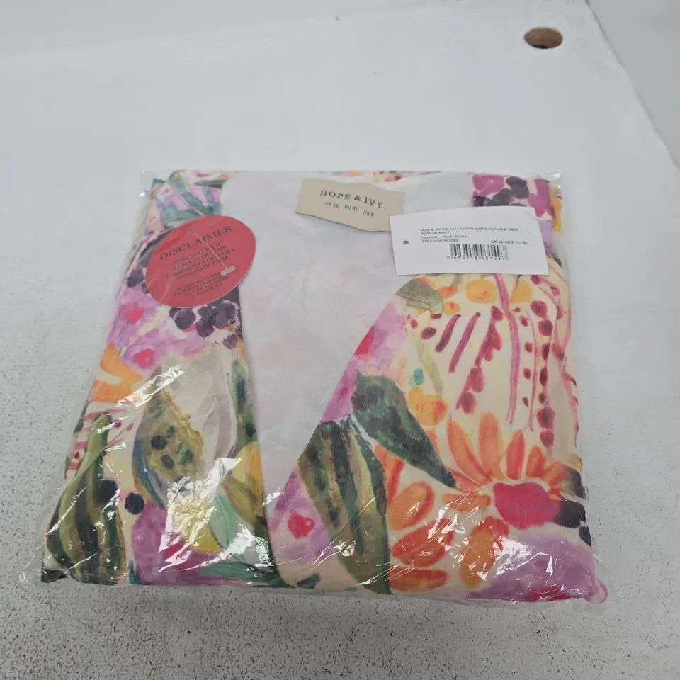 HOPE & IVY JULIA FLUTTER SLEEVE MAXI WRAP DRESS – MULTI FLORAL, UK 12 (US 8, EU 40)