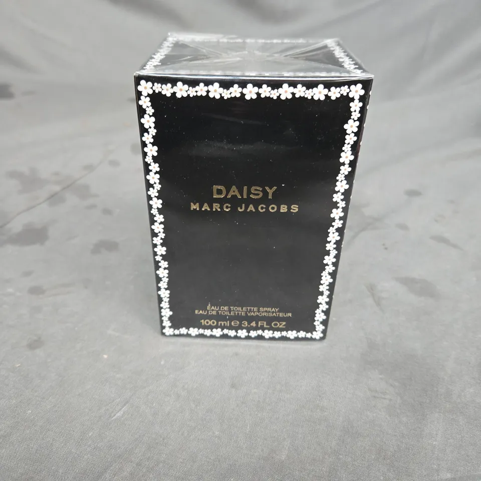 SEALED AND BOXED DAISY MARC JACOBS EAU DE TOILETTE SPRAY 100ML