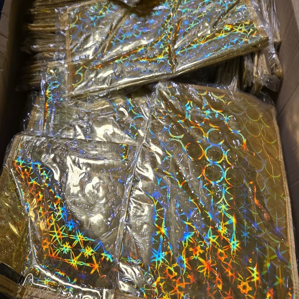 BOX OF APPROX 120 LARGE TRAVEL BAGS IN GOLD HOLOGRAM