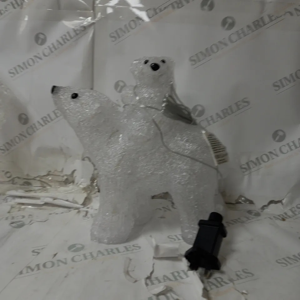 ACRYLIC MUMMY AND BABY POLAR BEAR OUTDOOR RRP £35.99