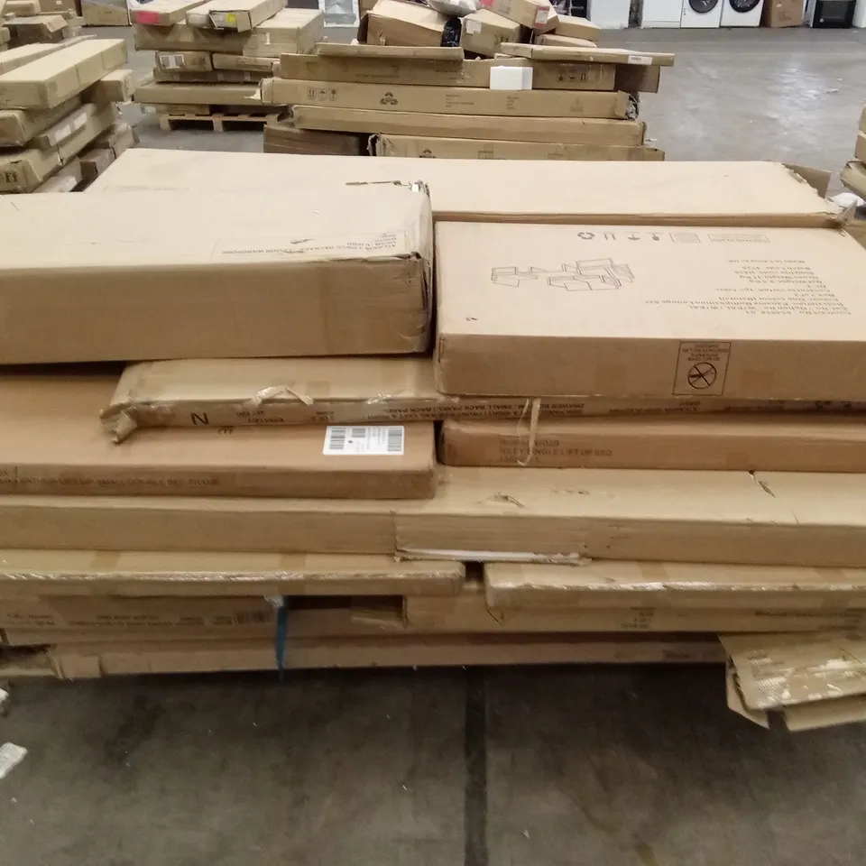 PALLET OF ASSORTED INCOMPLETE DESIGNER FURNITURE PARTS AND PIECES