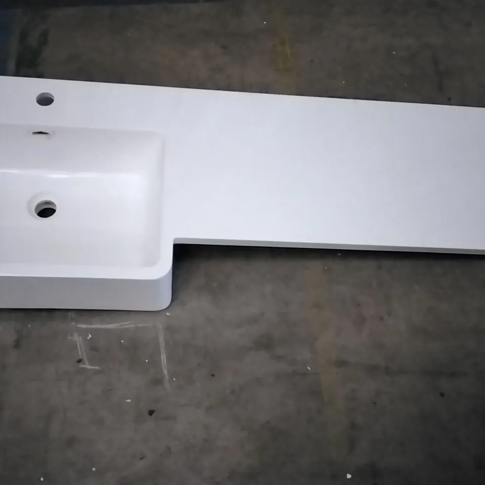 COMPOSITE 1 TAP WHITE VANITY UNIT BASIN