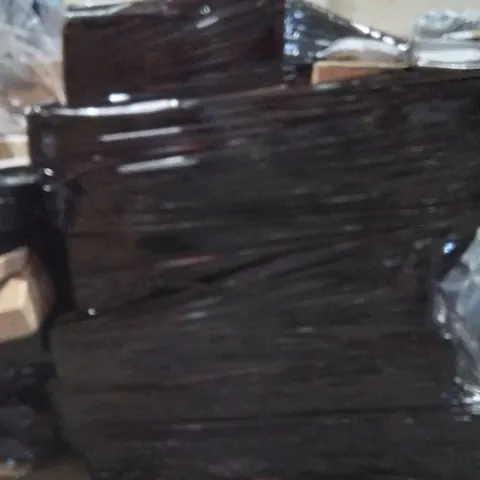 PALLET OF ASSORTED HOUSEHOLD GOODS AND PRODUCTS TO INCLUDE;NIGHTLIGHT,TORCH,WATERPROOF SPEAKER 