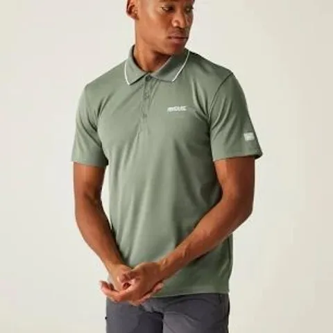 REGATTA MEN'S MAVERICK V ACTIVE POLO SHIRT AGAVE GREEN SIZE 4XL