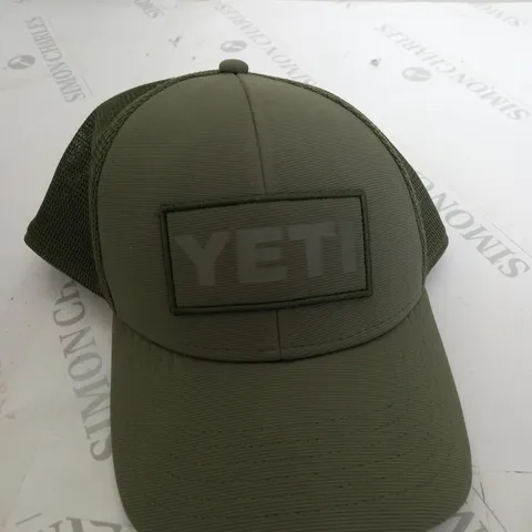 YETI TRUCKER HAT