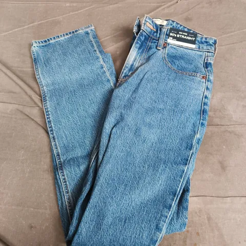 ABERCROMBE & FITCH MID RISE 90S STRAIGHT JEANS IN BLUE - 26 LONG