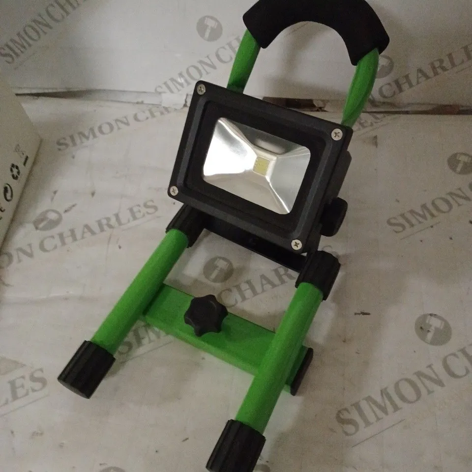 10W LED RECHARGABLE FLOOD LIGHT