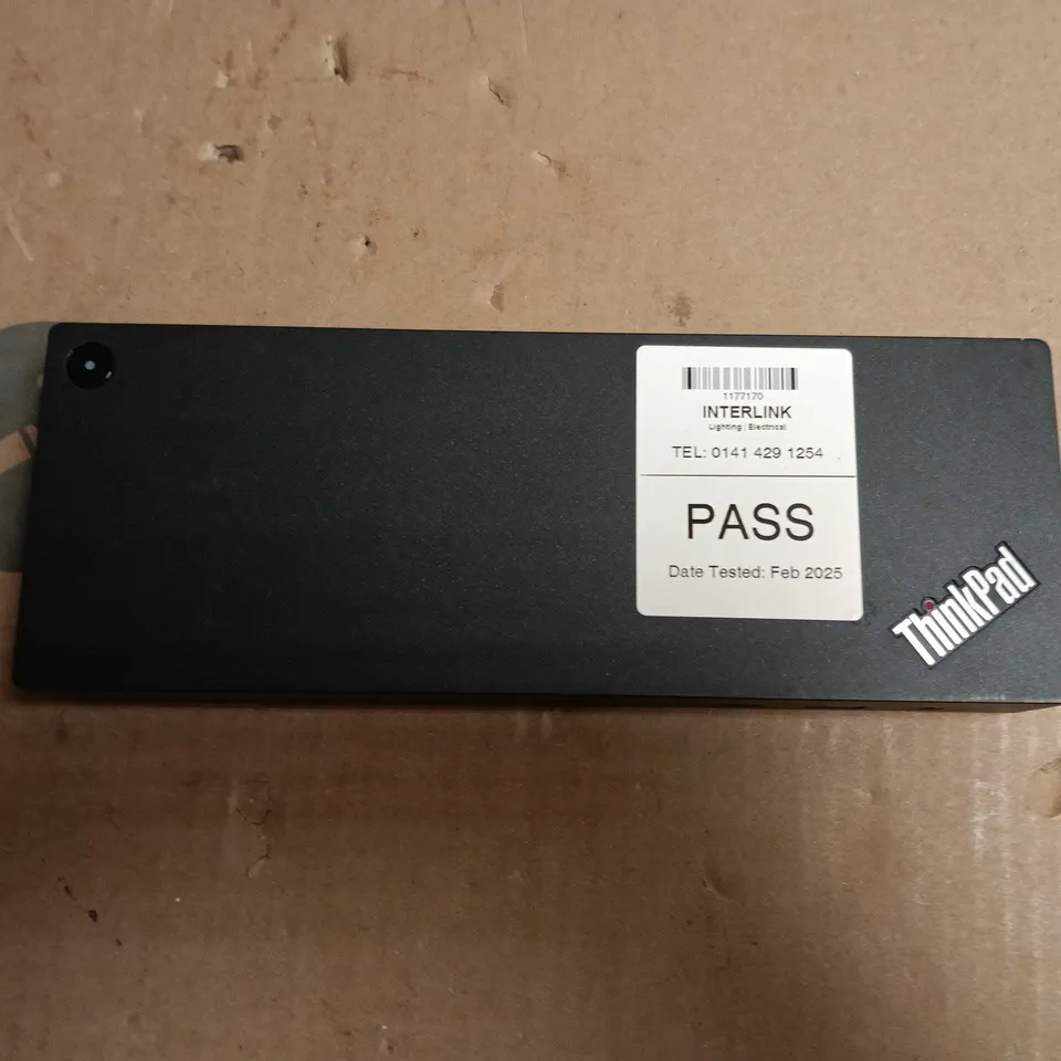 UNBOXED LENOVO THINKPAD UNIVERSAL THUNDERBOLT 4 DOCK – BLACK