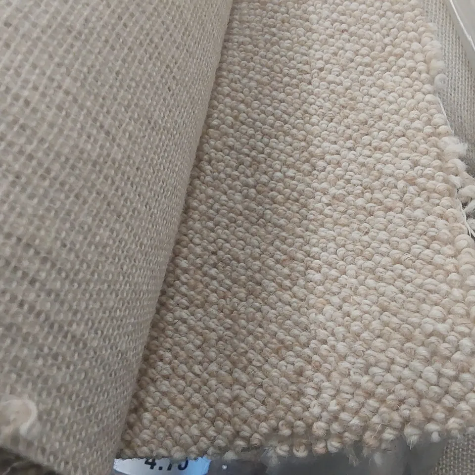ROLL OF QUALITY DISCOVERY JOURNEY CARPET - APPROXIMATELY 5 x 1.92m