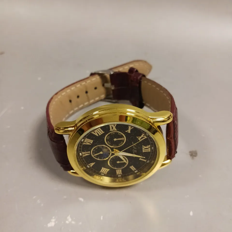MENS LA BANUS WATCH – GOLD COLOUR CASE – LEATHER STRAP
