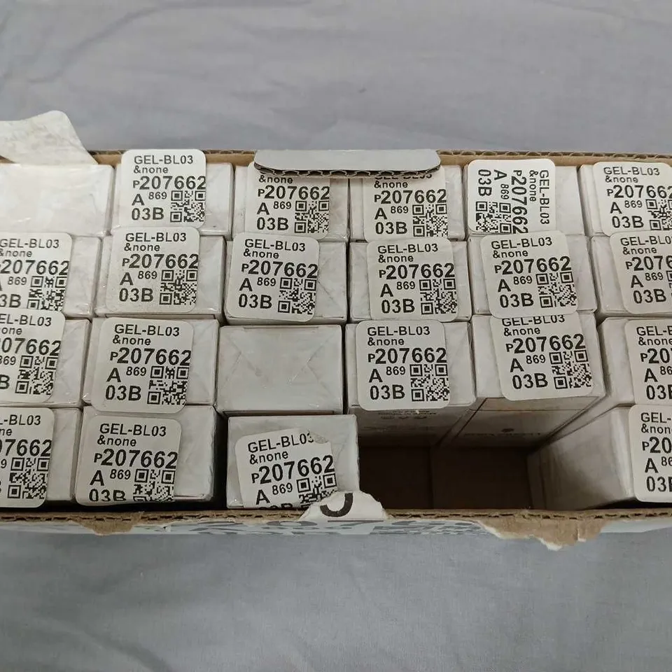 BOX OF APPROXIMATELY 20 SEALED BORN PRETTY COLOUR COAT - COLOURS MAY VARY - 6ML PER BOTTLE