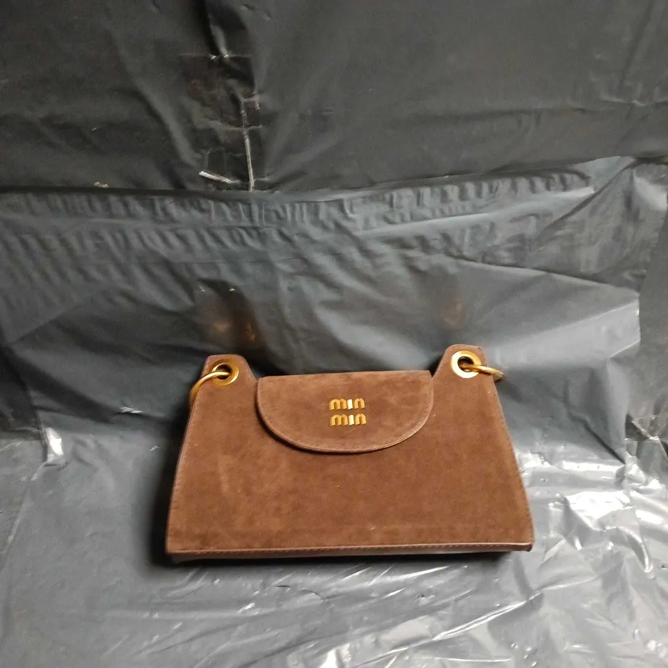 BROWN LEATHER-LOOK CROSSBODY BAG WITH GOLD-TONE HARDWARE