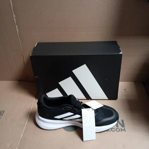 BOXED ADIDAS RUNFALCON 5 TRAINERS - UK SIZE 7 