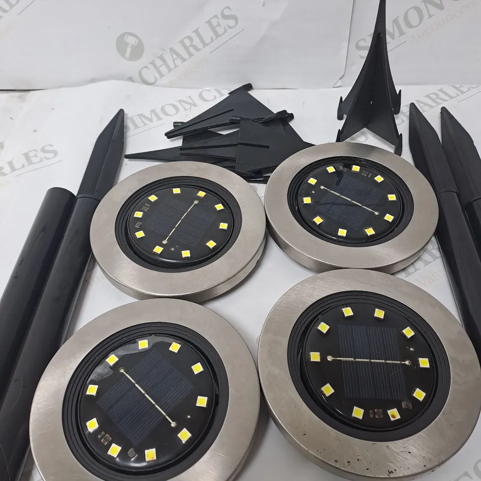 GARDEN LIGHT SOLAR POWERED X4 
