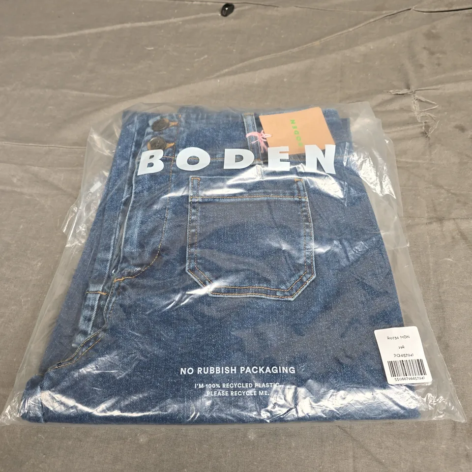 BAGGED BODENS DENIM JEANS SIZE 29R 