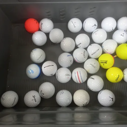 APPROXIMATELY 15 GOLFBALLS OF VARIOUS BRANDS/COLOURS 