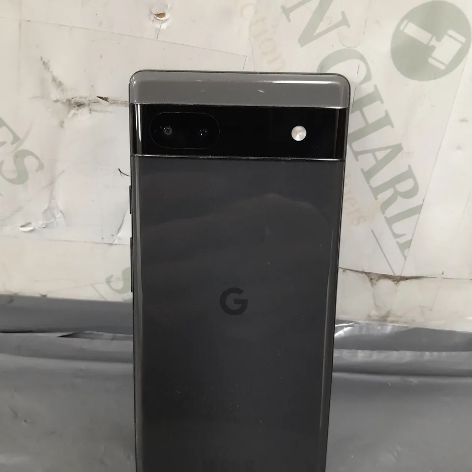 GOOGLE PIXEL 6A IN BLACK