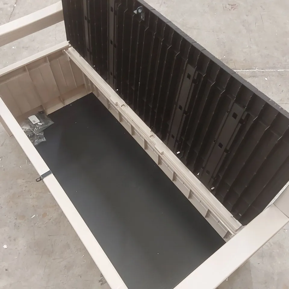 KETER GARDEN BENCH WITH STORAGE 