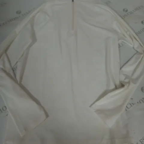 CONDITION CORE 1/4 ZIP TOP IN WHITE - MEDIUM