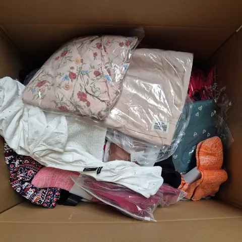 LARGE BOX OF APPROXIMATELY 25 ASSORTED CLOTHING ITEMS IN VARIOUS COLOURS, STYLES AND SIZES - COLLECTION ONLY