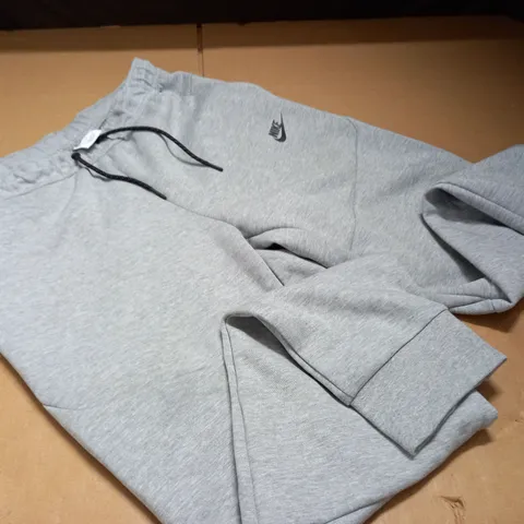 NIKE GREY SWEAT PANTS - M