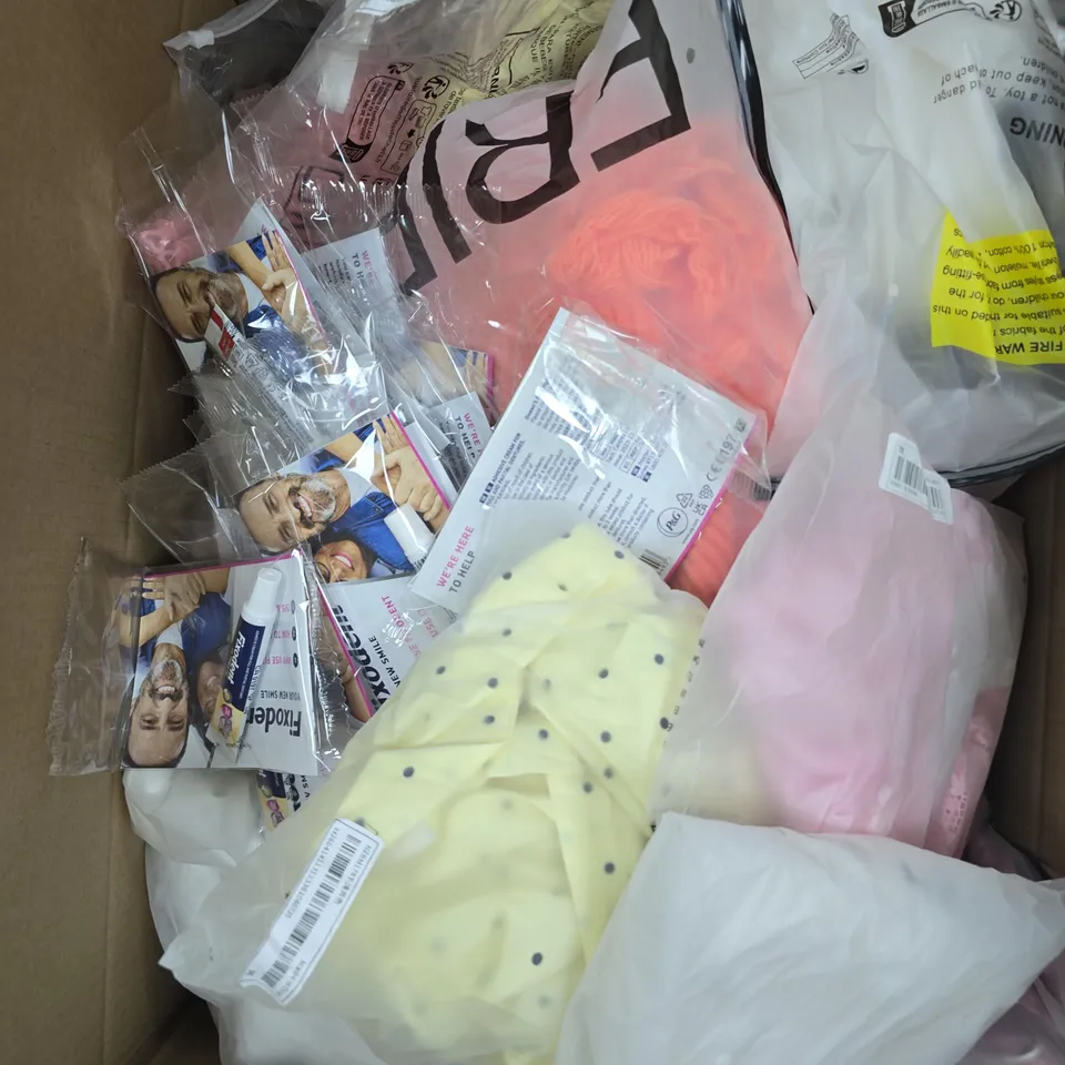 APPROXIMATELY 20 ASSORTED HOUSEHOLD PRODUCTS TO INCLUDE CLOTHING, FIXODENT, TOYS ETC