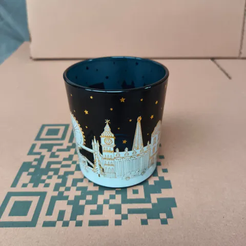 GISELA GRAHAM LONDON - SET OF 6 XMAS TEALIGHT HOLDER – BLACK EXTERIOR WITH BLUE INTERIOR, CITY SKYLINE & STARS DESIGN