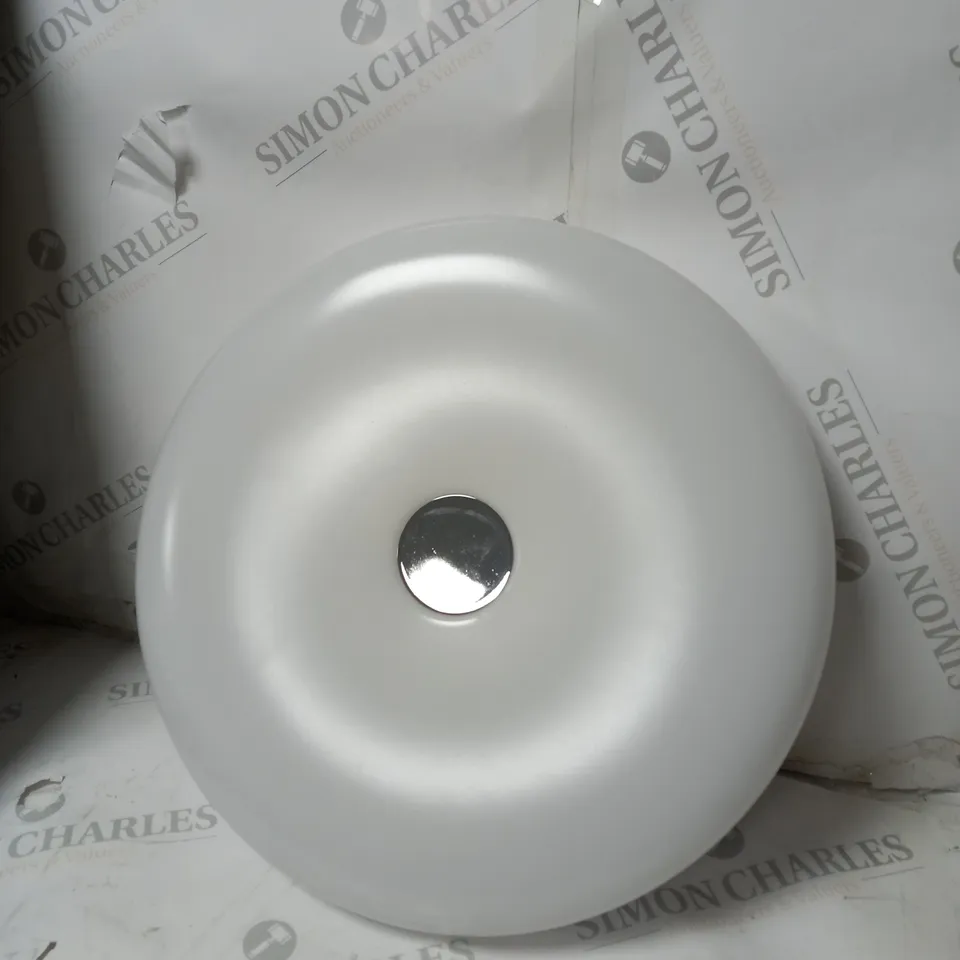PHILIPS HUE WHITE AMBIANCE BATHROOM SMART LIGHT