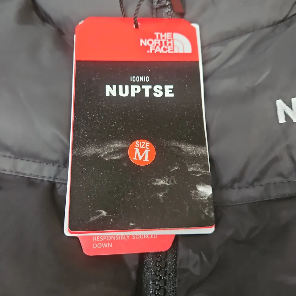 THE NORTH FACE NUPTSE DOWN JACKET – BLACK, SIZE M