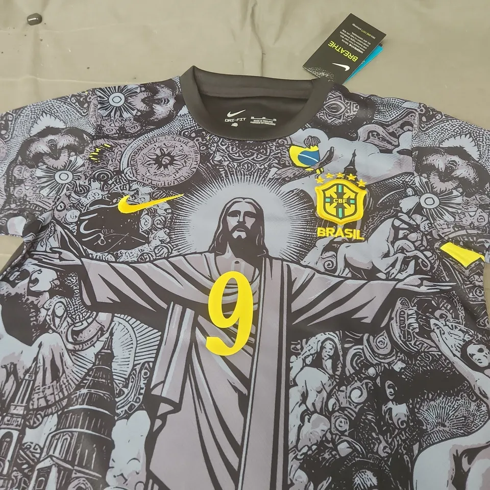 BRAZIL FC LIMITED EDITON JERSEY -  RONALDO 9 -SIZE 26