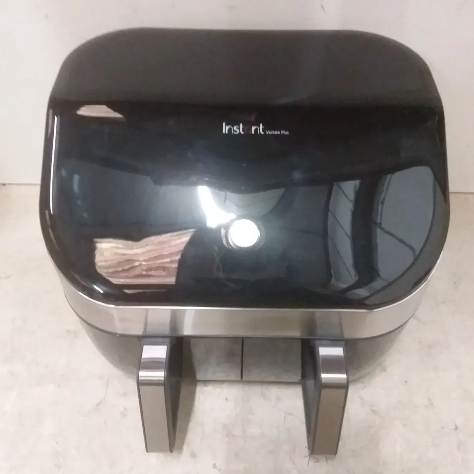 BOXED INSTANT VORTEX 8 IN 1 DUAL AIR FRYER 7.6L 