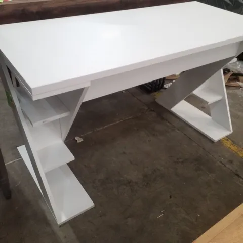 ROMA WRITING DESK - WHITE