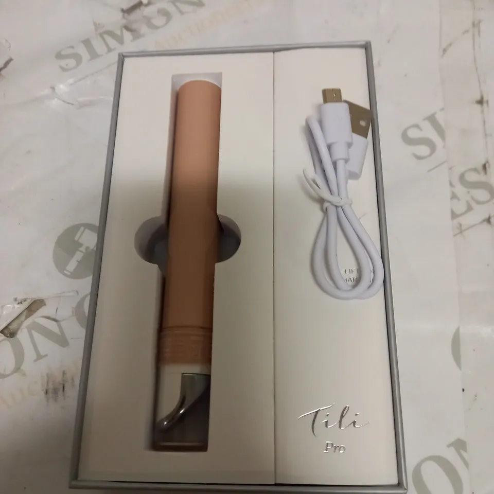 GALE HAYMAN TILI LIP & EYE WAND 