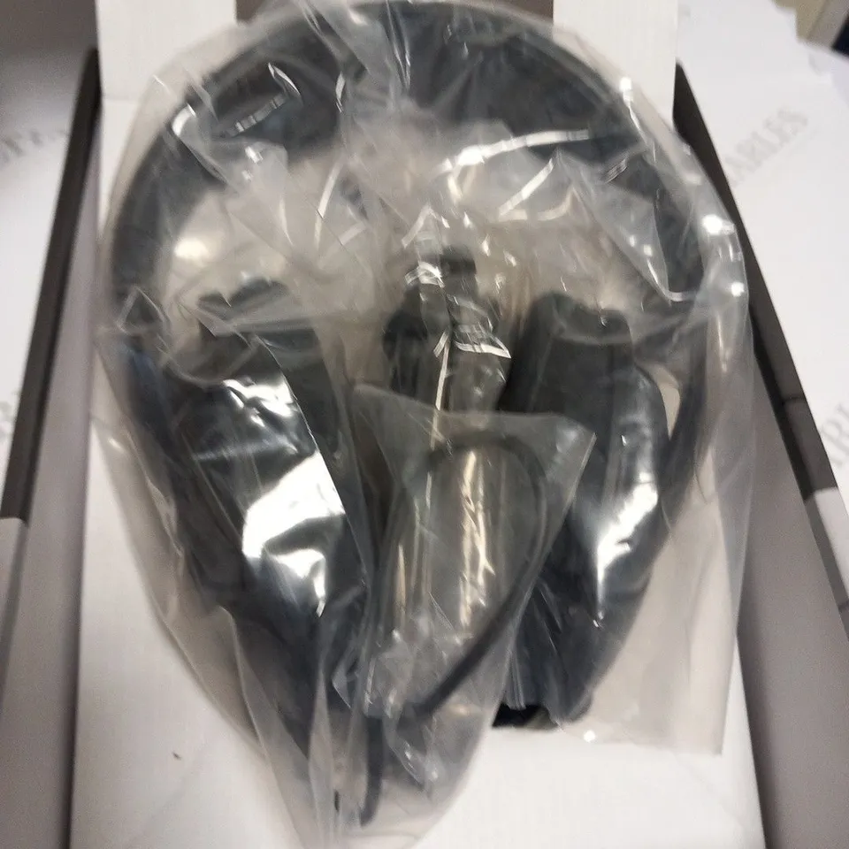 BOXED SENNHEISER HD 560S HEADPHONES