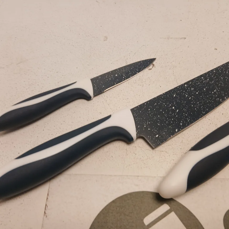 FLAVORSTONE 5-PIECE KNIFE SET (CHEF, BREAD, SANTOKU, UTILITY & PARING) – BOXED
