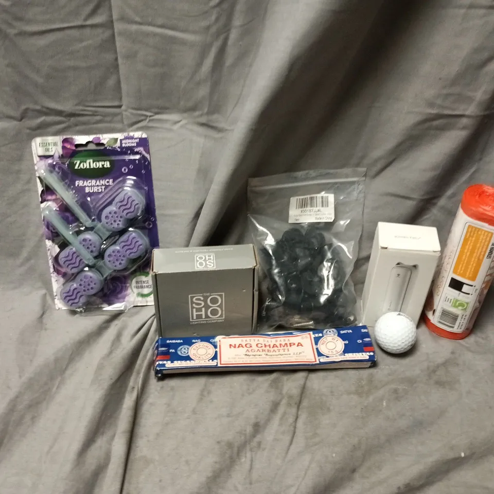 APPROXIMATELY 15 ASSORTED HOUSEHOLD ITEMS TO INCLUDE NAG CHAMPA INCENSE, KITTEN FAN, NAPPY BAGS, ETC