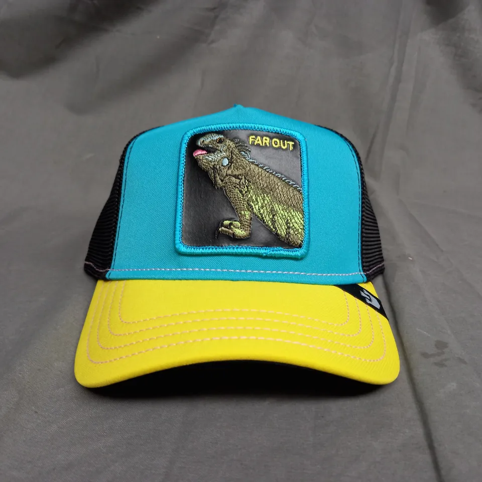 GOORIN BROTHERS IGUANA PARTY ADJUSTABLE TRUCKER HAT GREEN