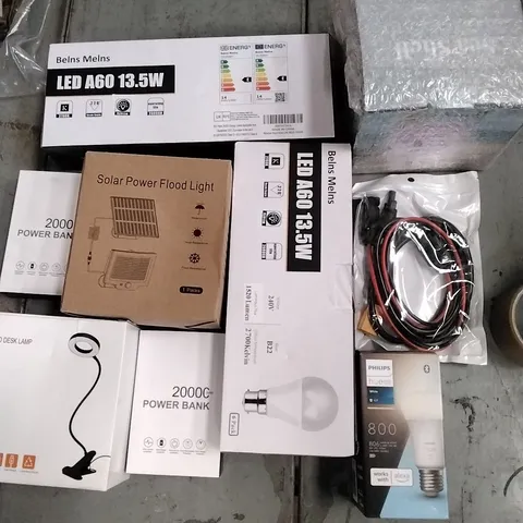 BOX TO CONTAIN LARGE AMOUNT OF MIXED ELECTRICAL ITEMS, ACCESSORIES ETC