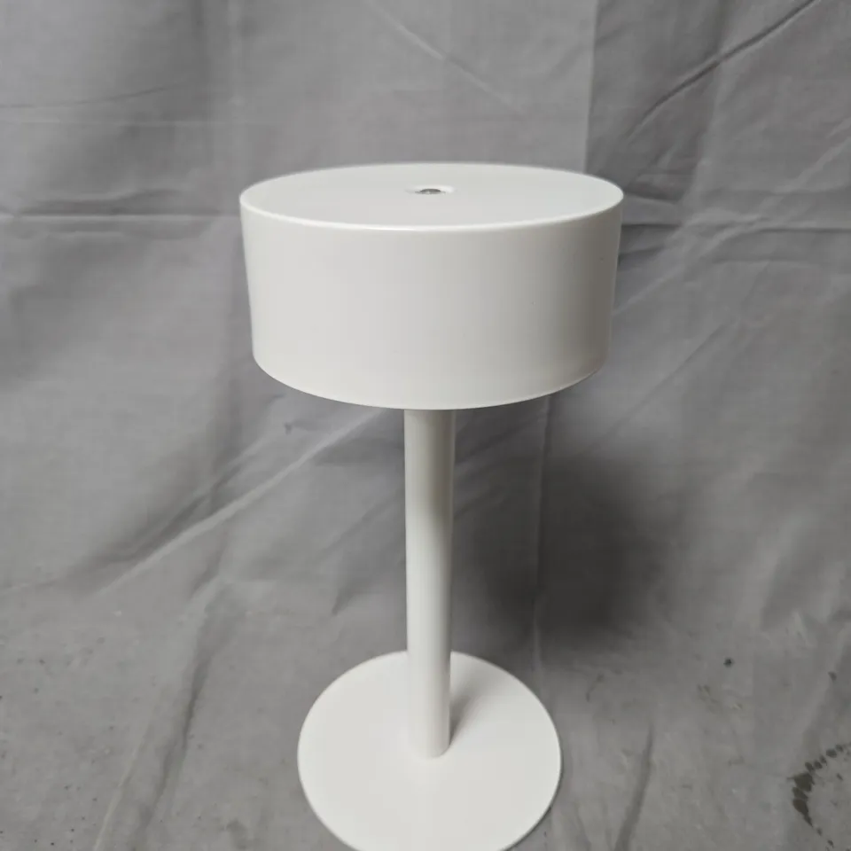 TOUCH TOP RECHARGEABLE TABLE LAMP
