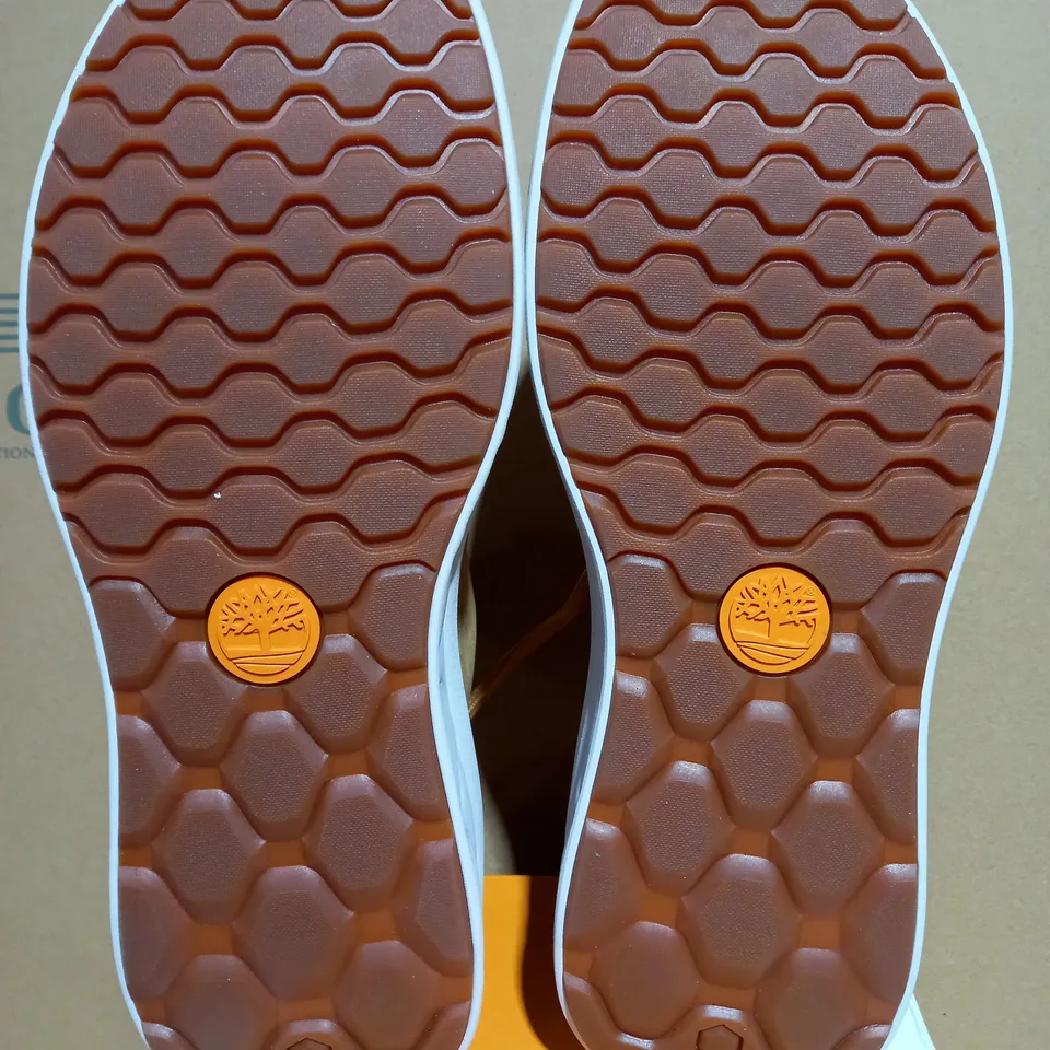 TIMBERLAND BRADSTREET ULTRA MENS OXFORD SHOES IN WHEAT NUBUCK - SIZE 10