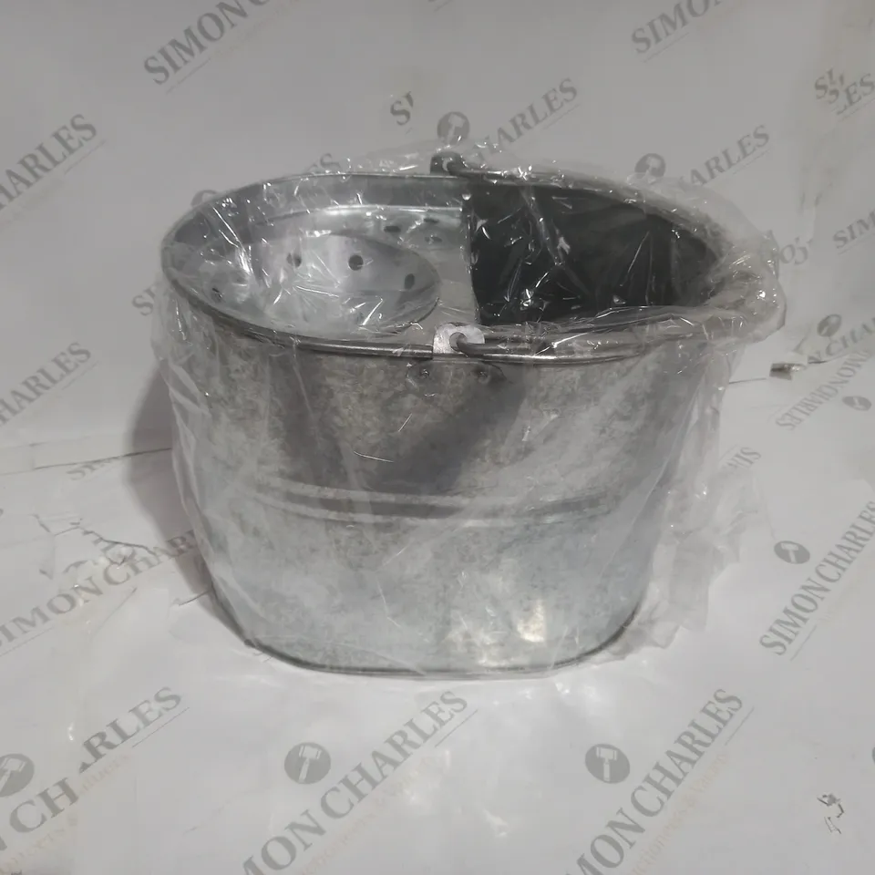 STAINLESS STEEL MOP BUCKET WITH DRAINER