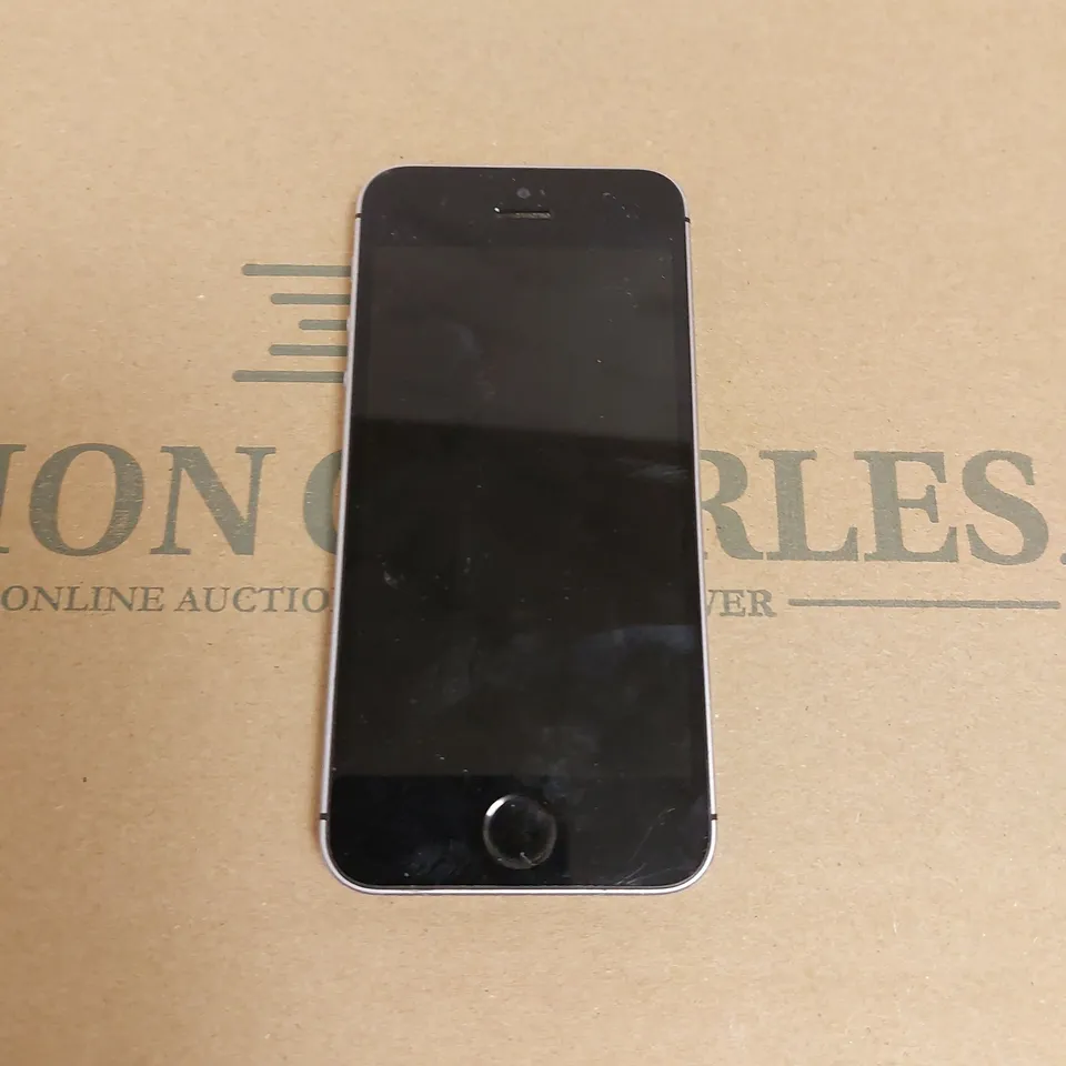 APPLE IPHONE SE (1ST GENERATION) A1723 