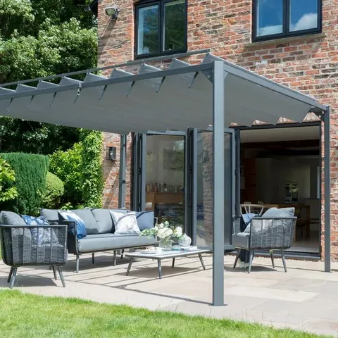 BOXED NORFOLK LEISURE PANDORA LEAF GAZEBO 3x3m (2 BOXES)