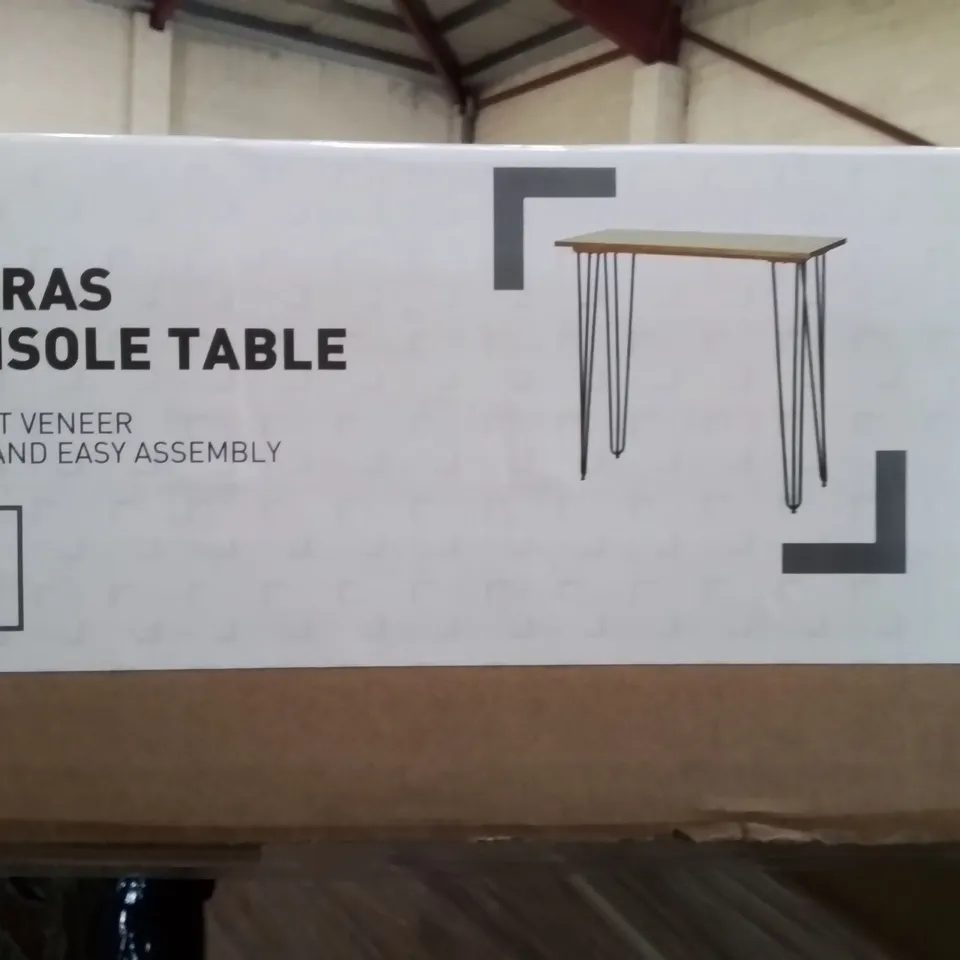 PALLET CONTAINING A LARGE QUANTITY OF BRAND NEW ZORRAS CONSOLE TABLES