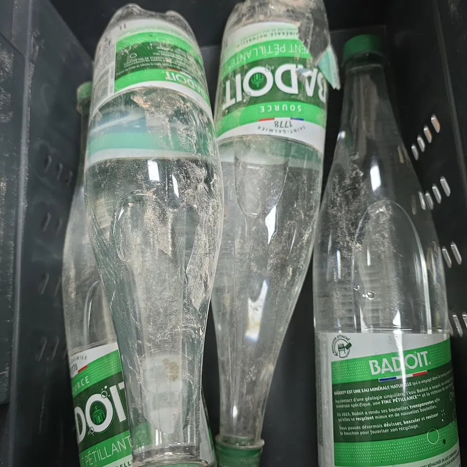 APPROXIMATELY 6 ASSORTED DRINK PRODUCTS TO INCLUDE BADOIT & SUNQUICK 