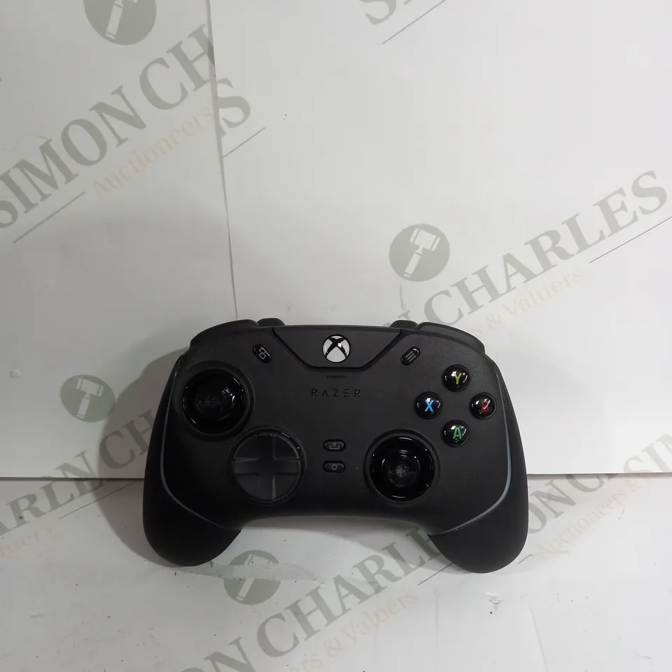 RAZER WOLVERINE CHROMA XBOX