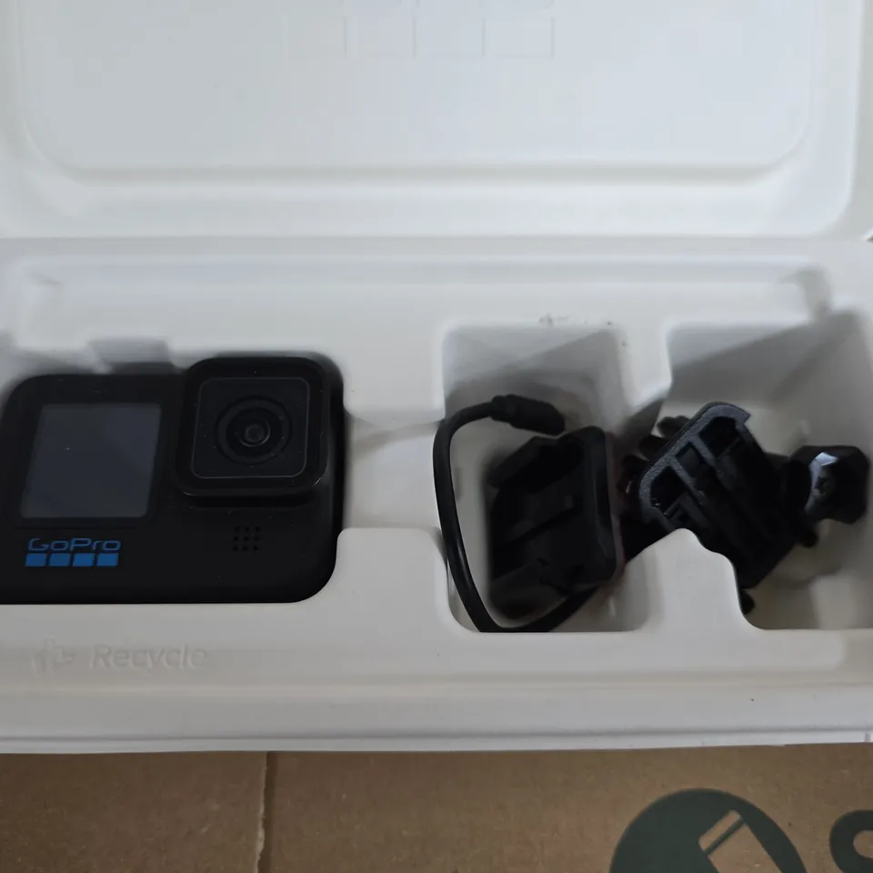 GOPRO HERO10 BLACK ACTION CAMERA